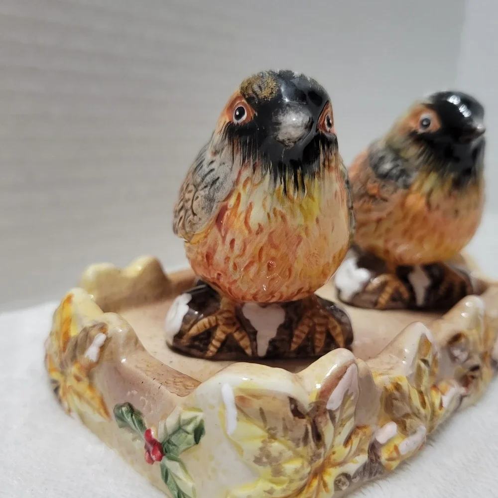GANZ Bird Salt & Pepper Shakers in Bird Bath‎ Stand Beautiful Fall Leaf Colors